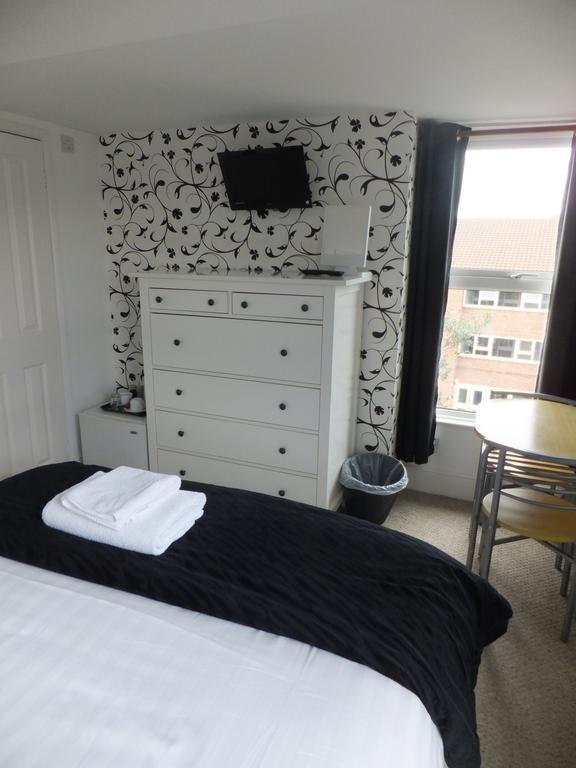 Grove Guest House Beeston  Ngoại thất bức ảnh